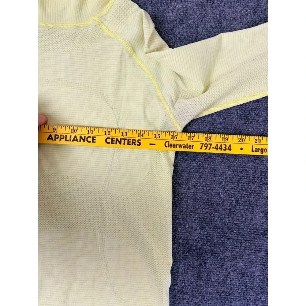 Lululemon Swiftly Tech Turtleneck Yellow Top‎ Womens Long Sleeve  No size tag XS